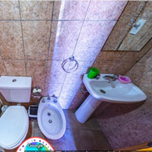 Detalle de baño de departamento de El Pinar en La Ventana