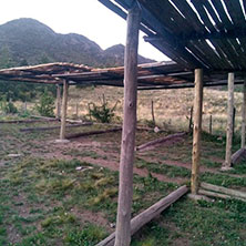 El Pinar en La Ventana y su estacionamiento cubierto